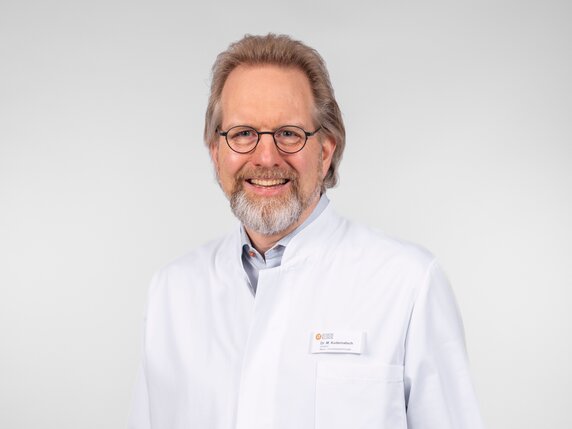 Dr Manfred Kudernatsch