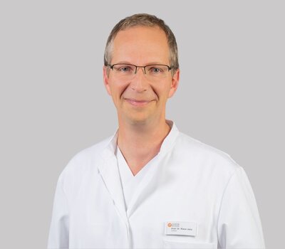 Professor Dr Klaus Jahn