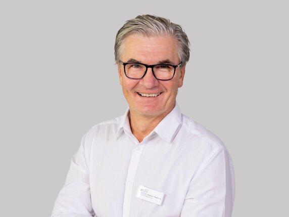 Professor Dr Vladimir Martinek