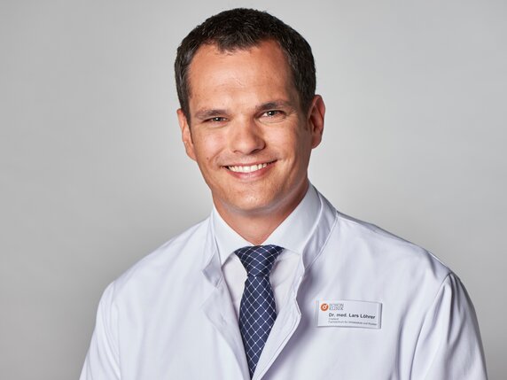 Dr Lars Löhrer