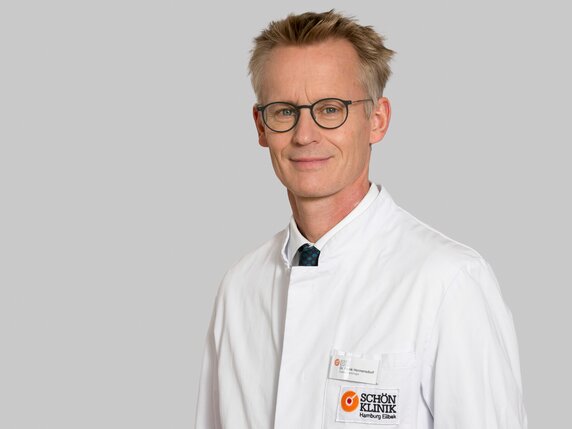 Dr Frank Hennersdorf