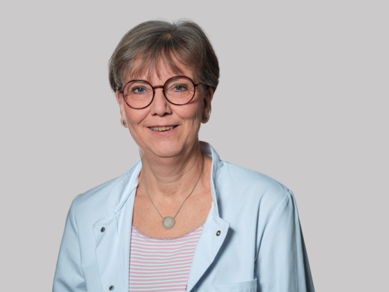 Dr Urte Büßen