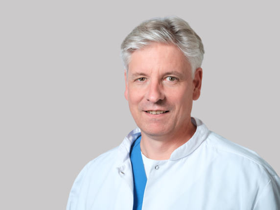 Dr Roland Panzer